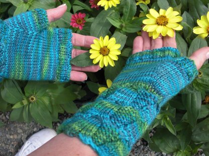 Joy Spring Mitts