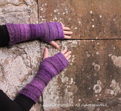 Fingerless long gloves