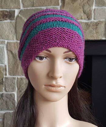 Remy - textured striped beanie