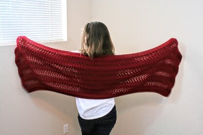 C05 Knit Ripple Wrap Shawl