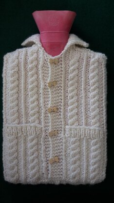 Cabled hot water bottle cover, Knitting Patterns