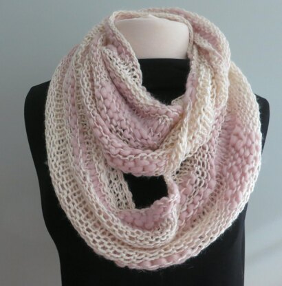 Bamboo Thick and Thin Cowl