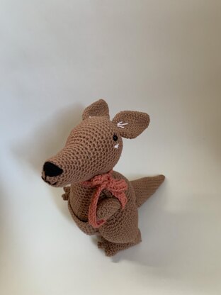 Kangaroo amigurumi