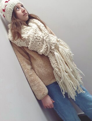 Super Chunky Tassel Scarf