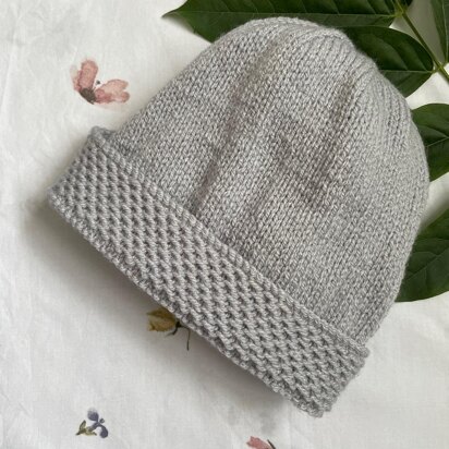 Little loops beanie