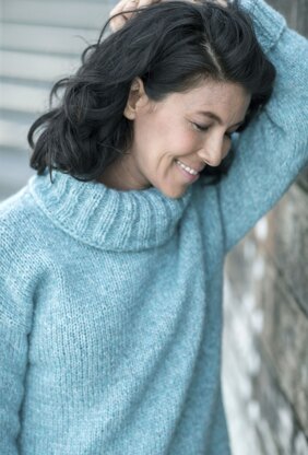 Winter Warmer Tunic in Cascade Yarns Aereo - A340 - Downloadable PDF