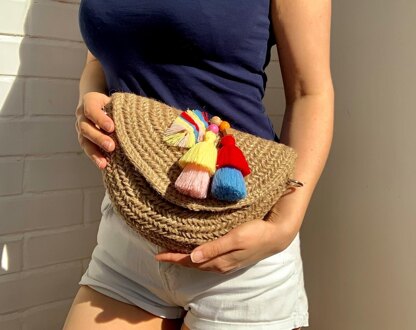 Crochet Jute Saddle Bag Pattern: Boho Tassel Shoulder Bag
