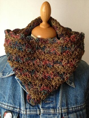 Theme & Variegations Cowl