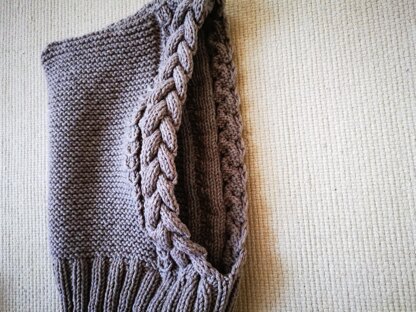 Hooded cowl Charlie with cables
