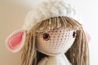 Crochet Amigurumi Doll Pattern