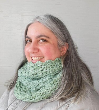 Textured Waves Hooded Cowl