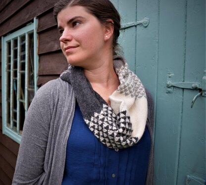 Shades of Winter Cowl