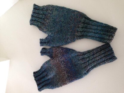 Fingerless Mitts