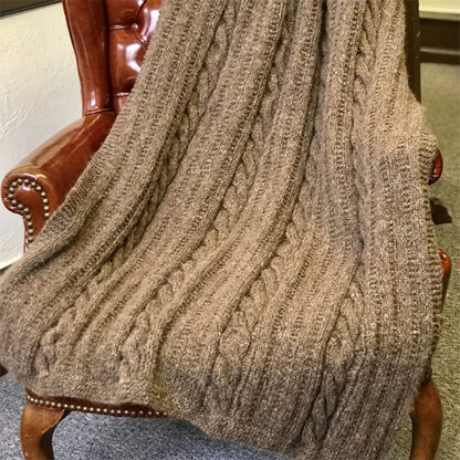 Plymouth Yarn 3284 Cabled Afghan PDF