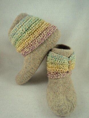 Ladies Bootie Felted Slipper