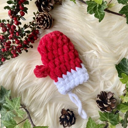 Mini Christmas Mitten Ornament