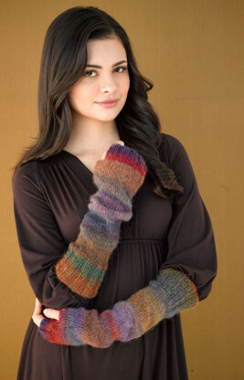 Dolce Fingerless Gloves in Lion Brand Amazing - 90612AD