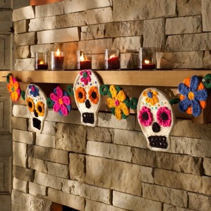 Sugar Skull Garland in Red Heart Super Saver Economy Solids - LW3744