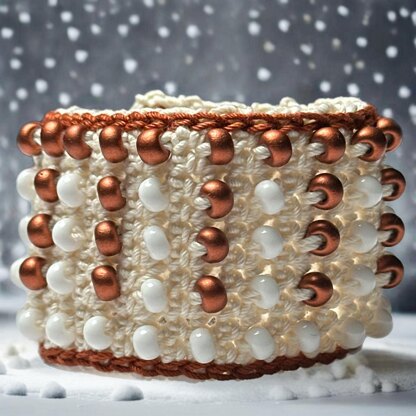 Cinnamon Roll Beaded Bracelet
