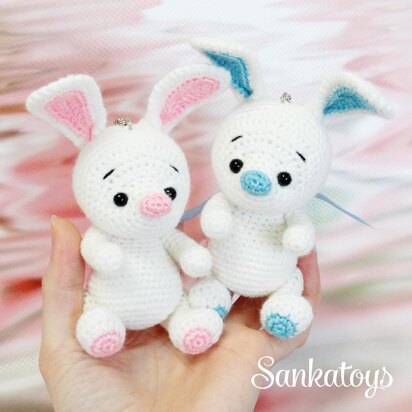 Keychain Little White Bunny