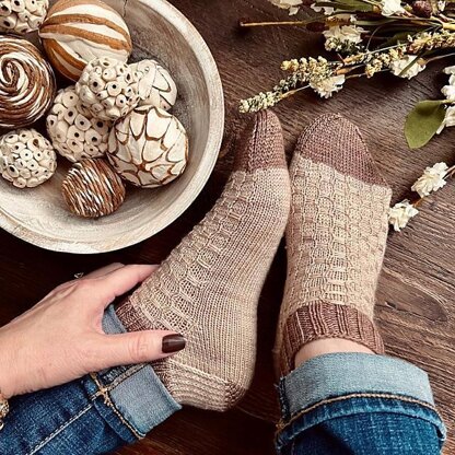 Home For the Harvest Socks