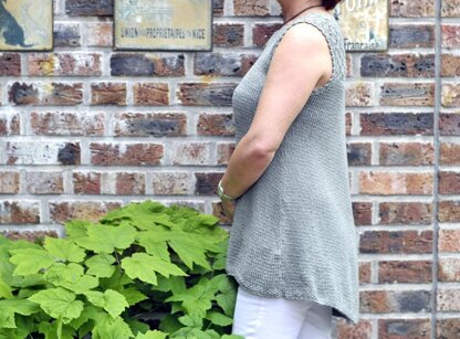 Valerie - Lace yoke tunic