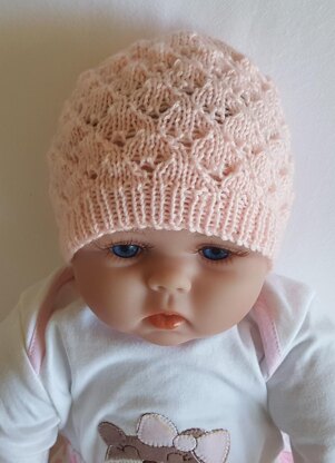 Molly - 4ply lace hat for baby