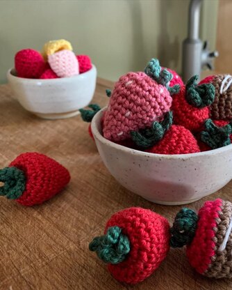 Crochet Strawberries Pattern