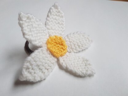 Quick Knitted Daisy