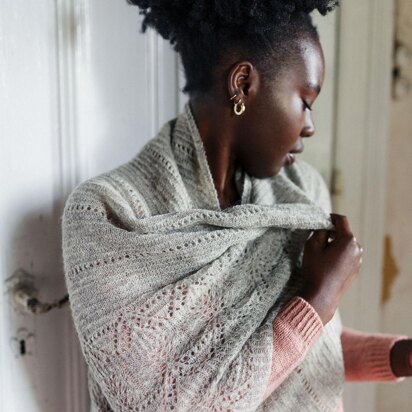 Unfolding shawl