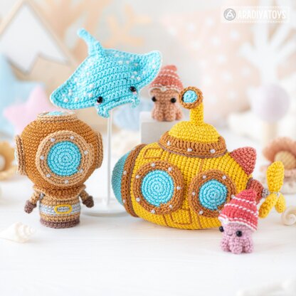7-in-1 deep ocean crochet pattern amigurumi by AradiyaToys (Olka Novytska) mini kingdom stingray whale shark jellyfish diver crochet tutorial DIY PDF file