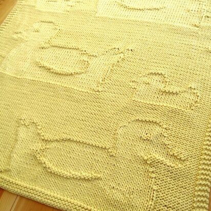 Easy Duck & Duckling baby blanket