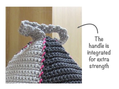 Easy pyramid doorstop
