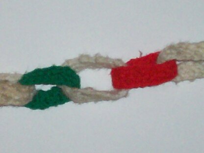 Christmas Seed Stitch Chain Garland Ornament C-023