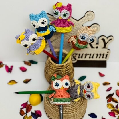 amigurumi owl pencil topper