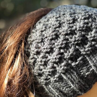 Messy Hair Bun Hat - knitting pattern