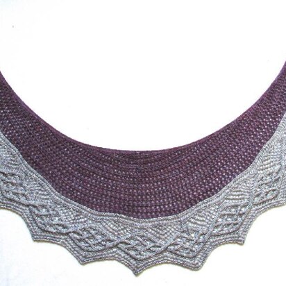 Skara Brae Shawlette