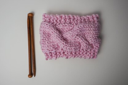 Sweeping cables headband