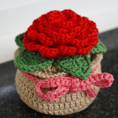 Häkelanleitung Amigurumi Blume im Topf!