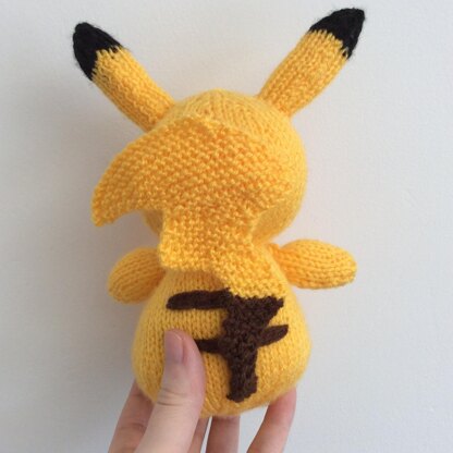 How to Loom Knit a Pikachu  Loom knitting projects, Loom crochet, Loom  knitting stitches