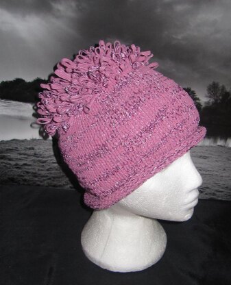 FEELING LOOPY ROLL BRIM BEANIE