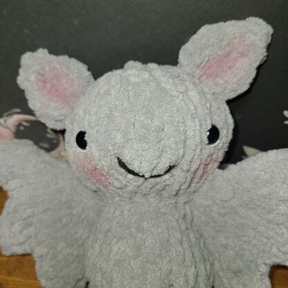 Luna the Bat