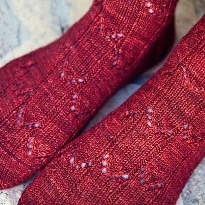 Icarus Socks - knitting pattern