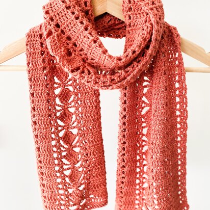 Wintry scarf