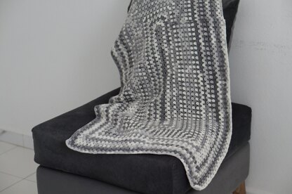 Granny rectangle blanket