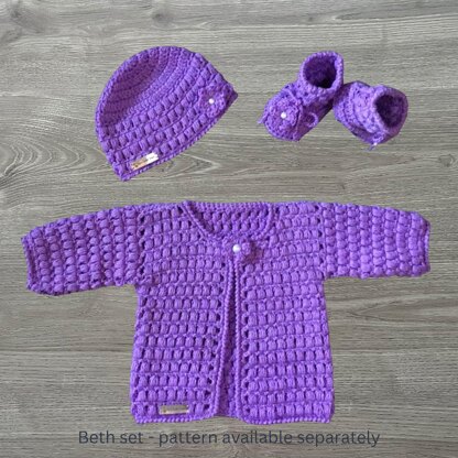 Beth Crochet Baby Booties