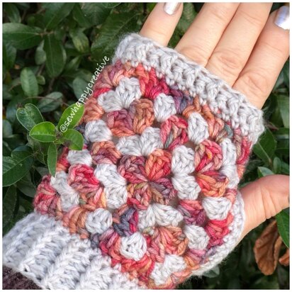 Granny Square Crochet  Mittens