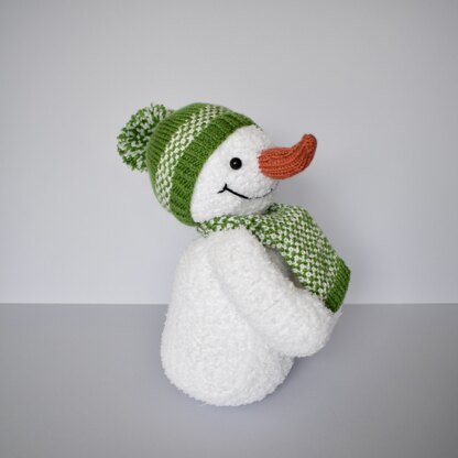 Snow Snuggly Snowman