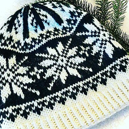 Norwegian Beauty Knit Hat