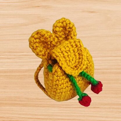 Crochet backpack keychain